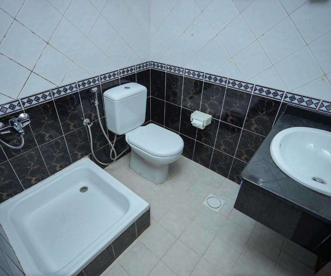 Al Sharq Hotel - Baithans Sharjah Bagian luar foto